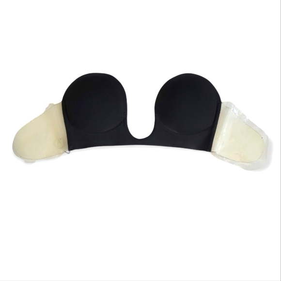 STRAPLESS Sticky Push-Up Bra Plunge | A Cup - Picture 1 of 3